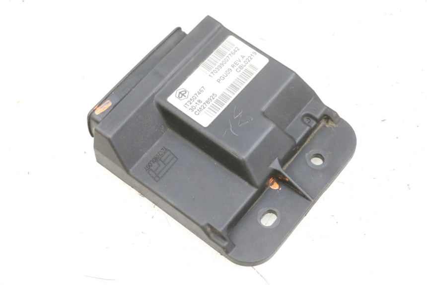 photo de CDI UNIT PIAGGIO ZIP 4T 50 (2018 - 2020) - Alternative perspective