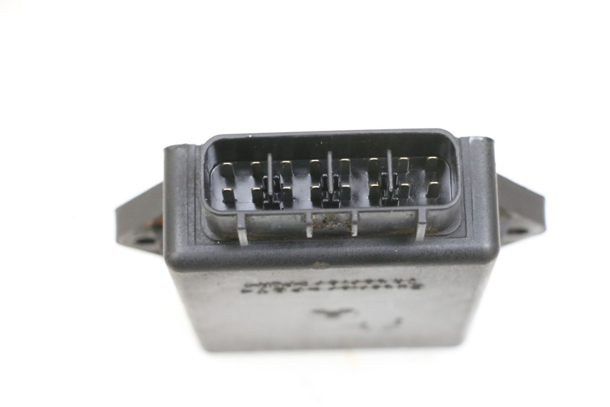 photo de CDI UNIT KAWASAKI ZR 7 750 (1999 - 2001) - Alternative perspective