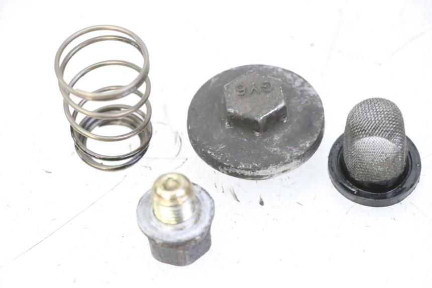 photo de ENGINE OIL CAP KYMCO GRAND DINK 125 (2008 - 2014)