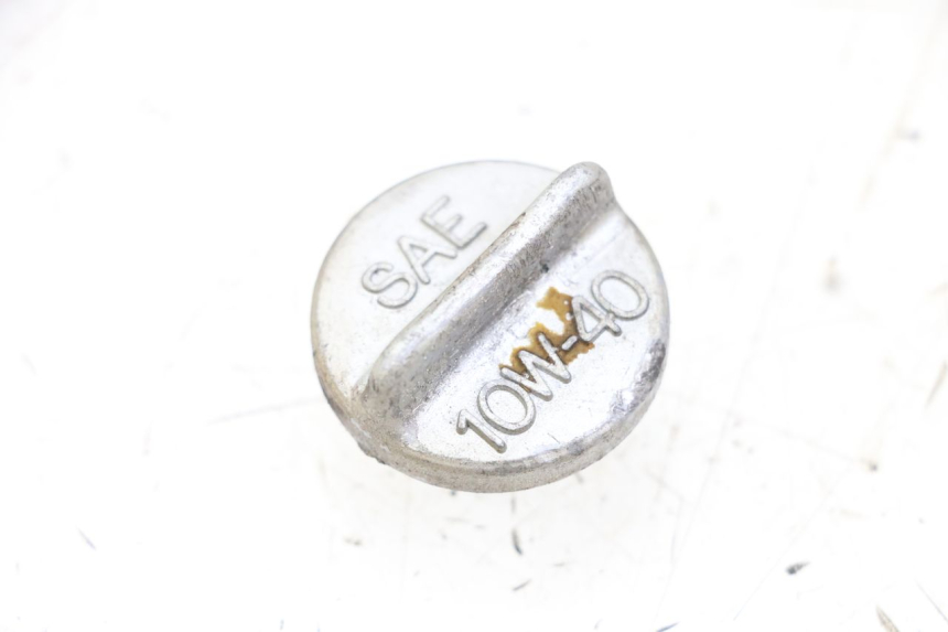 photo de ENGINE OIL CAP HYOSUNG GF 125 (2001 - 2005)