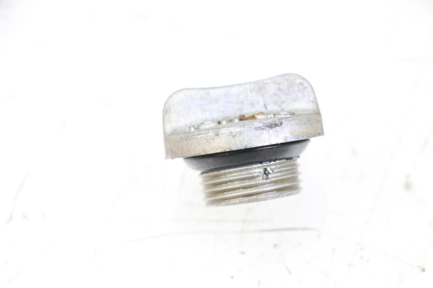 photo de ENGINE OIL CAP HYOSUNG GF 125 (2001 - 2005)