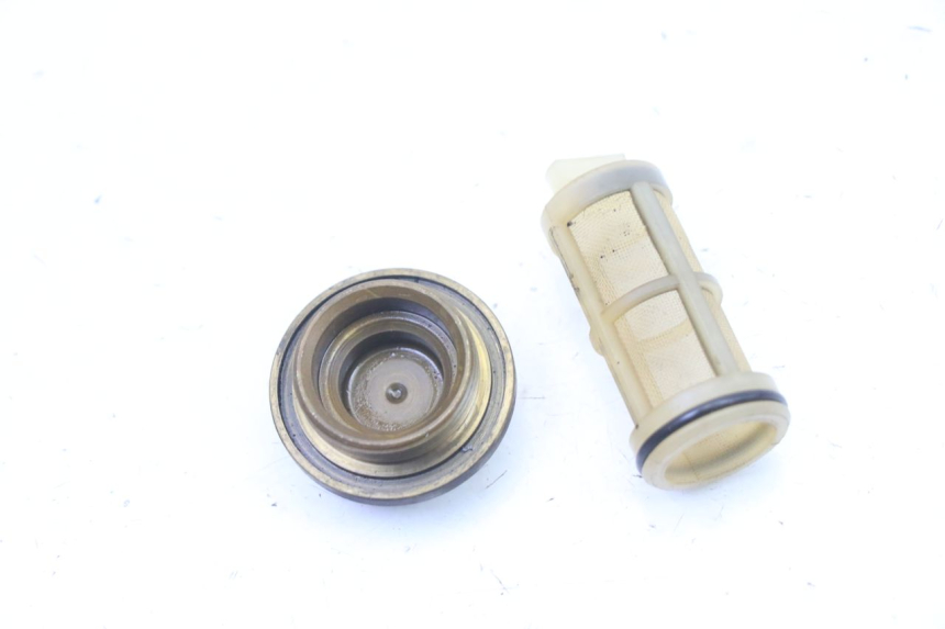 photo de ENGINE OIL CAP PIAGGIO SUPER LX 125 (2000 - 2003)