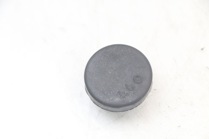 photo de OIL SUMP PLUG SUZUKI SV N 650 (1999 - 2002)