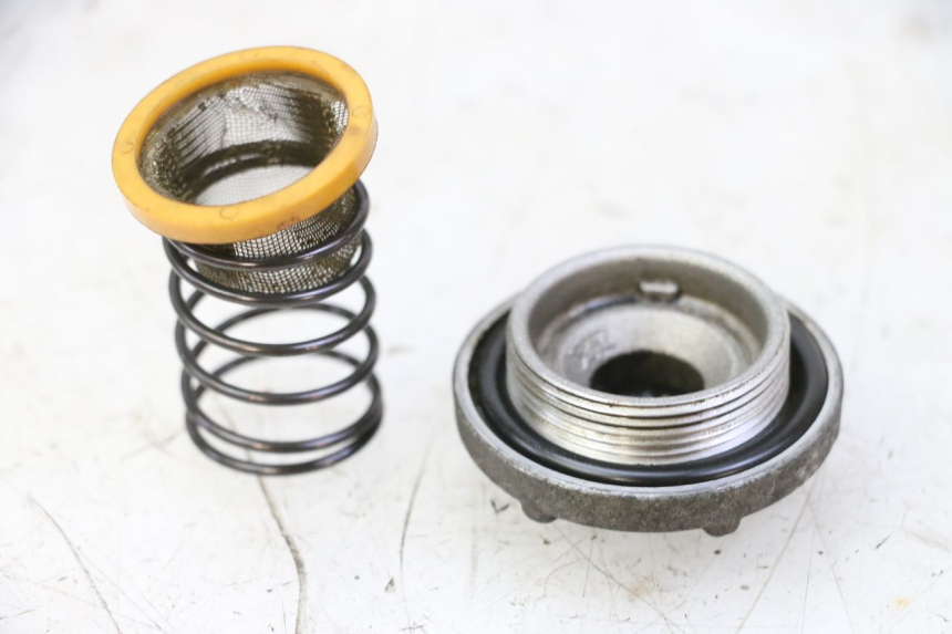 photo de ENGINE OIL CAP YAMAHA X-MAX XMAX 250 (2006 - 2009)