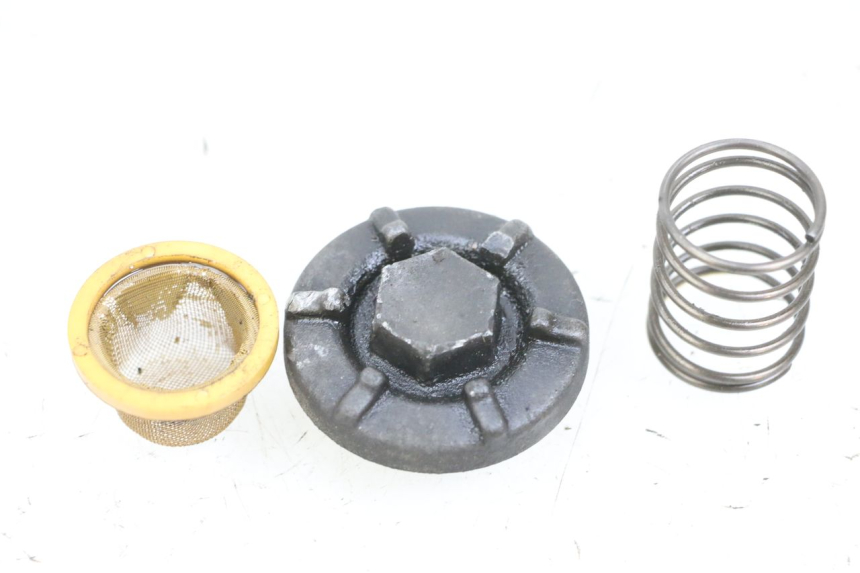 photo de ENGINE OIL CAP YAMAHA X-MAX XMAX 125 (2010 - 2014) - Technical close-up