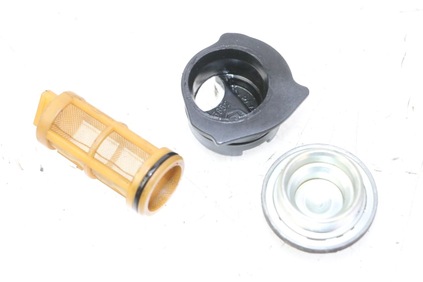 photo de ENGINE OIL CAP PIAGGIO XEVO - X EVO 125 (2007 - 2016)