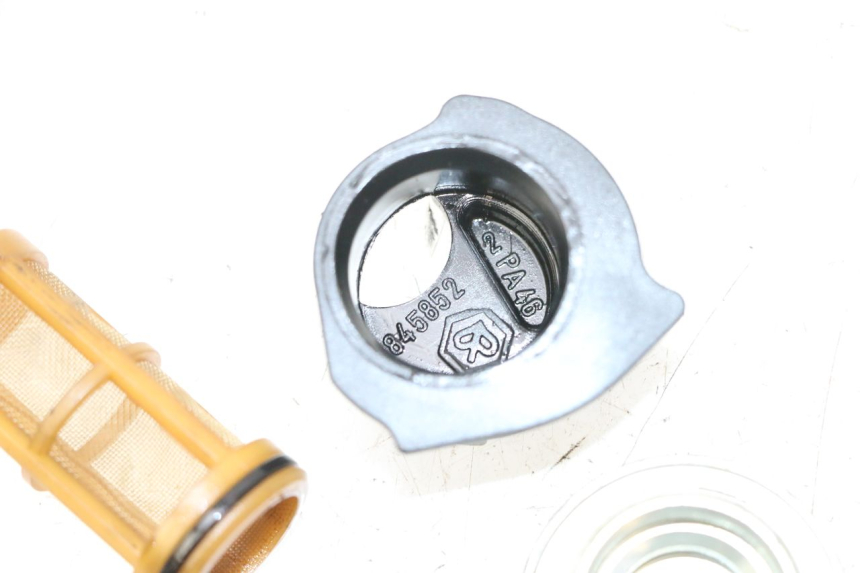 photo de ENGINE OIL CAP PIAGGIO XEVO - X EVO 125 (2007 - 2016)