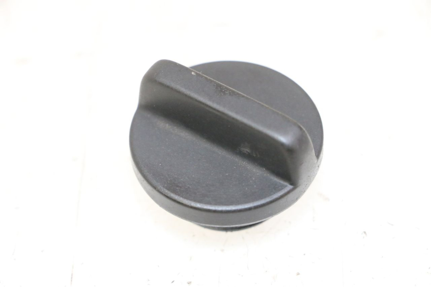 photo de ENGINE OIL CAP YAMAHA FZS FAZER 600 (2001 - 2003)
