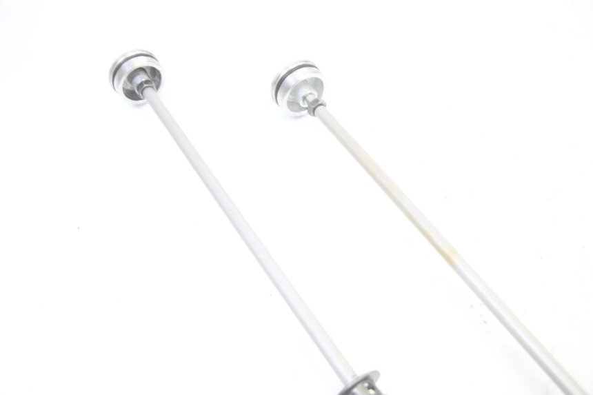 photo de FORK CAP HONDA ST PAN EUROPEAN 1300 (2002 - 2013)