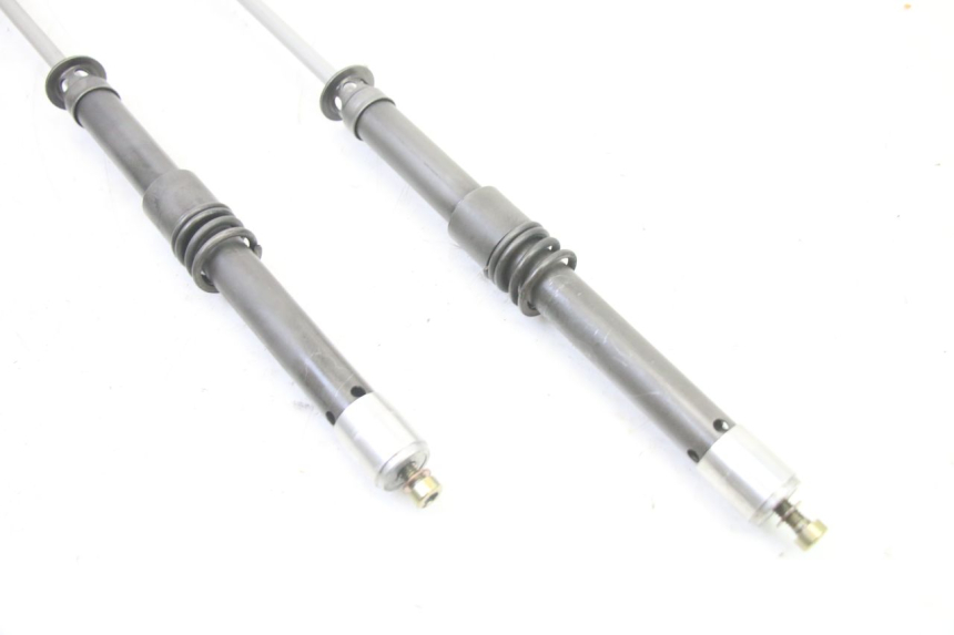 photo de FORK CAP HONDA ST PAN EUROPEAN 1300 (2002 - 2013)