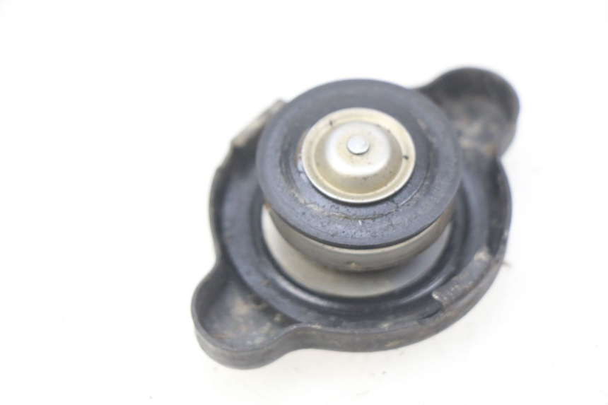 photo de RADIATOR CAP HONDA CBR RR FIREBLADE 900 (1992 - 1994)