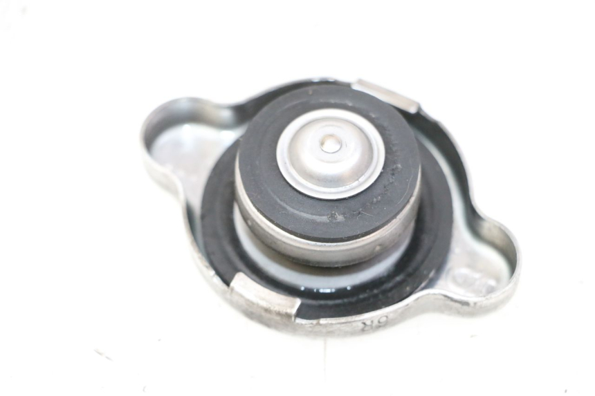 photo de RADIATOR CAP SUZUKI GSR 750 (2011 - 2017)