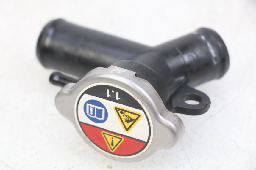 photo de RADIATOR CAP HONDA CB R 1000 (2018 - 2023)