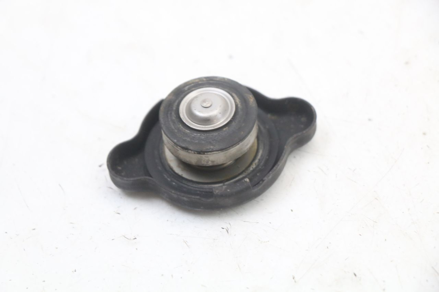 photo de RADIATOR CAP HONDA CBR F 1000 (1993 - 1996)