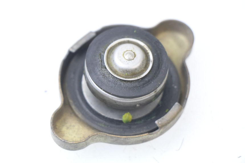 photo de RADIATOR CAP HONDA CRF CR-F 450 (2001 - 2005)