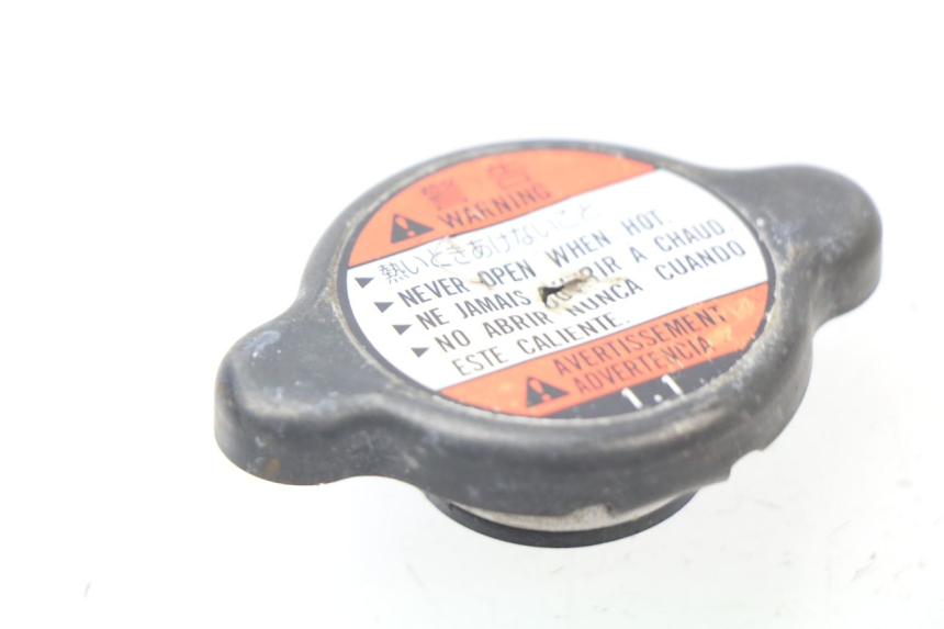 photo de RADIATOR CAP HONDA CRF CR-F 450 (2001 - 2005)