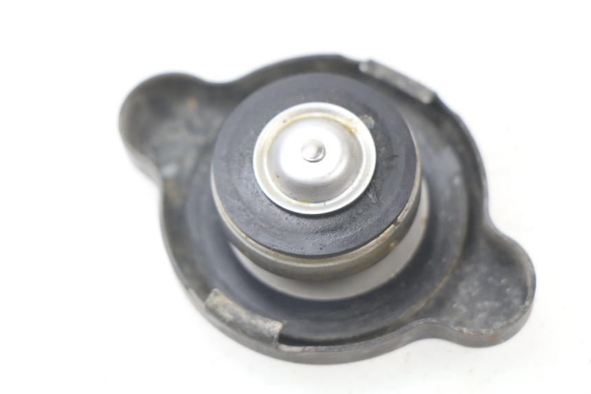 photo de RADIATOR CAP HONDA CRF CR-F 450 (2001 - 2005)