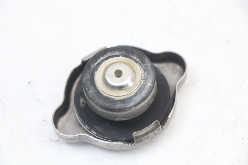 photo de RADIATOR CAP HONDA FES S-WING SWING 125 (2007 - 2015)