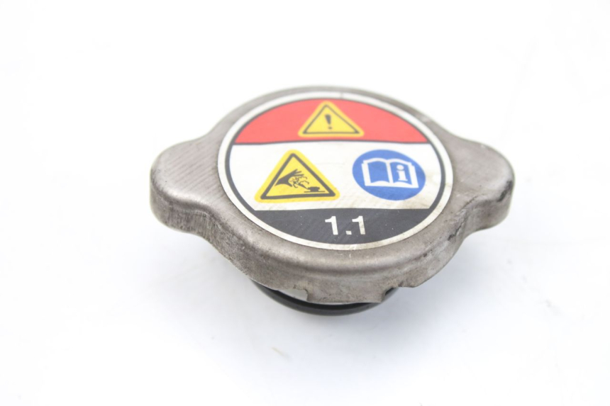 photo de RADIATOR CAP HONDA FES S-WING SWING ABS 125 (2007 - 2015)