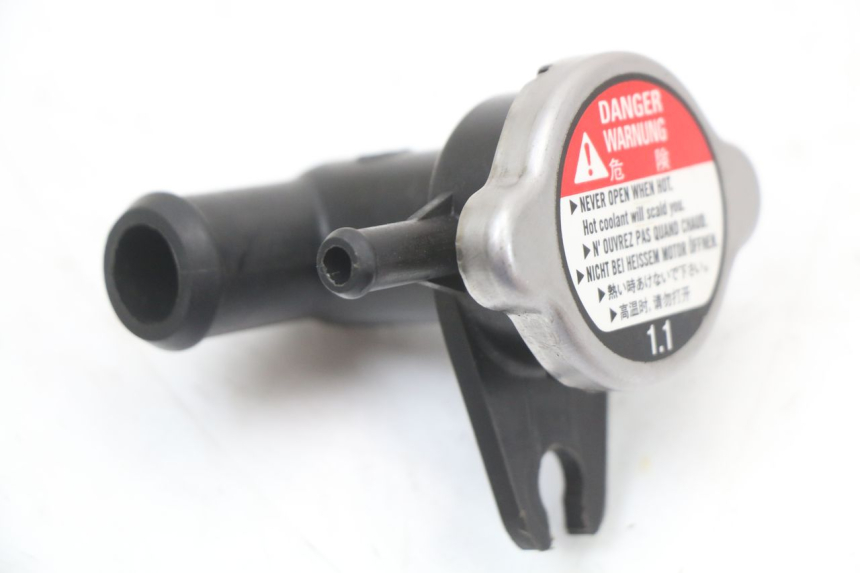 photo de RADIATOR CAP HONDA FJS SILVER WING SILVERWING 400 (2005 - 2008)