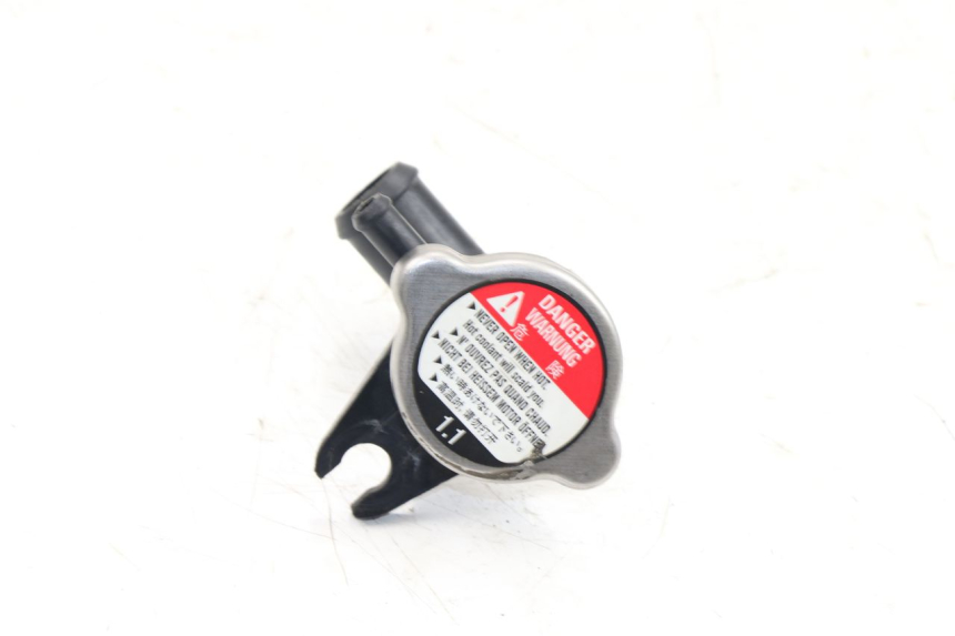 photo de RADIATOR CAP HONDA FJS SILVER WING SILVERWING 400 (2005 - 2008)