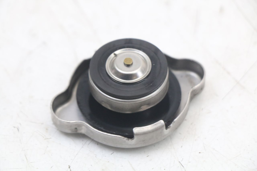 photo de RADIATOR CAP HONDA PCX (JF28) 125 (2009 - 2011)