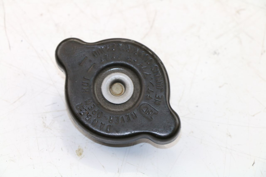 photo de RADIATOR CAP KAWASAKI Z 750 (2003 - 2006)