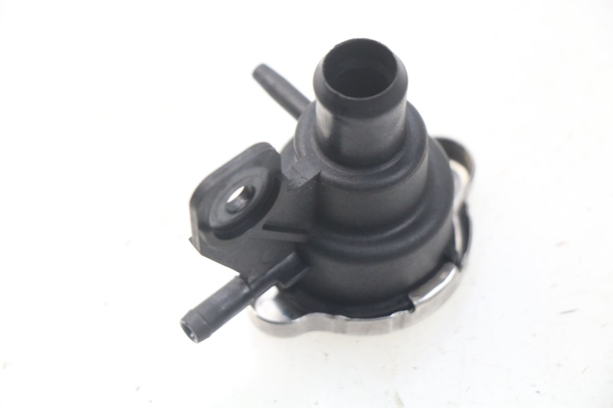 photo de RADIATOR CAP KYMCO DINK STREET 125 (2009 - 2014)