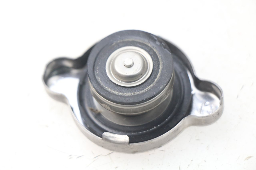 photo de RADIATOR CAP PEUGEOT METROPOLIS 400 (2017 - 2020)