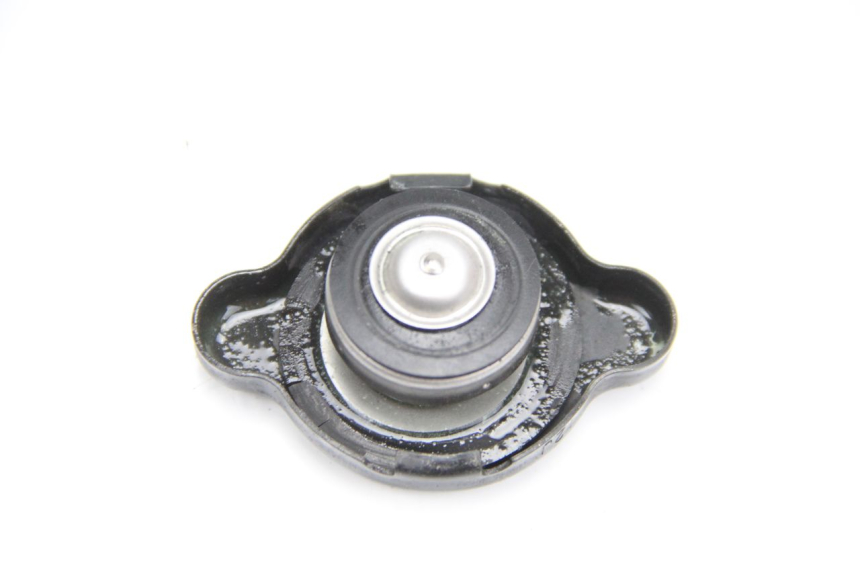 photo de RADIATOR CAP SUZUKI GSR 600 (2005 - 2012)