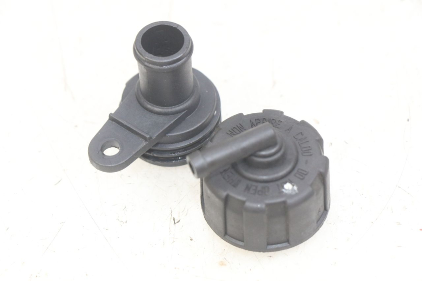 photo de RADIATOR CAP YAMAHA X-MAX XMAX 125 (2010 - 2014)