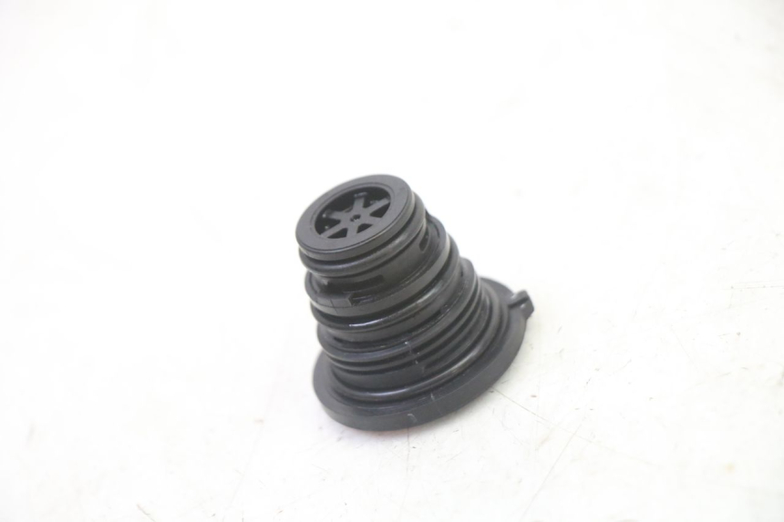 photo de RADIATOR CAP YAMAHA XMAX X-MAX 125 (2021 - 2025)