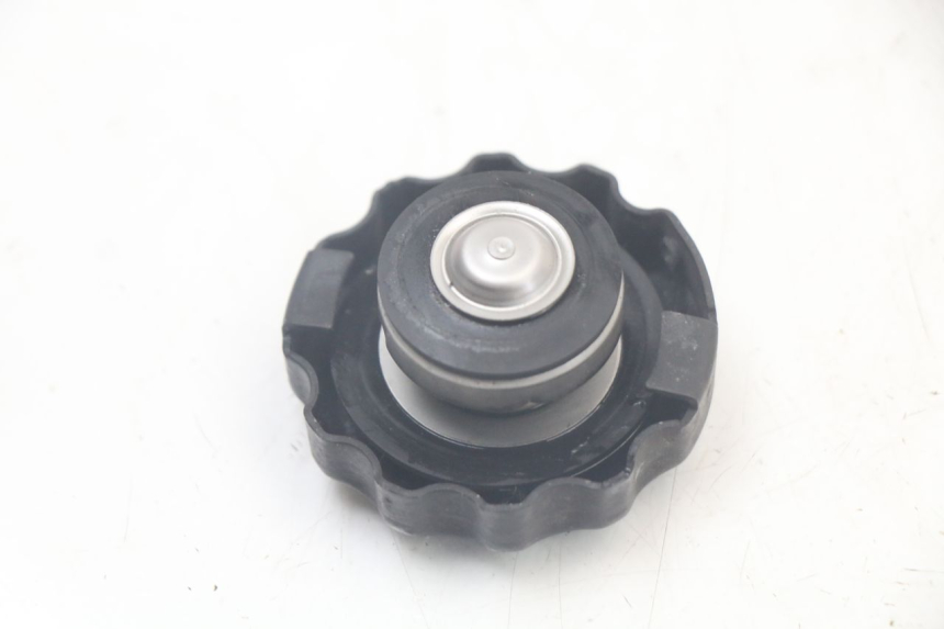 photo de RADIATOR CAP YAMAHA MT-07 MT07 ABS 700 (2014 - 2017)