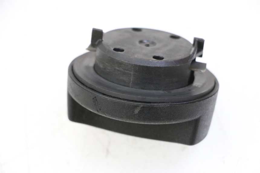 photo de FUEL TANK CAP BMW C1 125 (2000 - 2003)