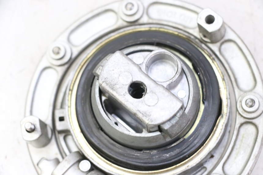 photo de FUEL TANK CAP HONDA CBR F SC25 1000 (1989 - 1992)