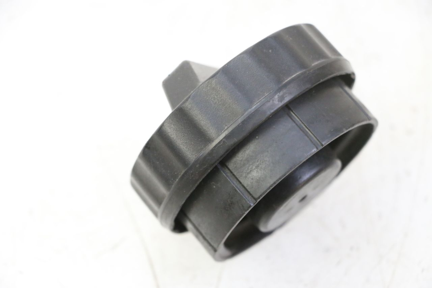 photo de FUEL TANK CAP HONDA FES S-WING SWING ABS 125 (2007 - 2015)