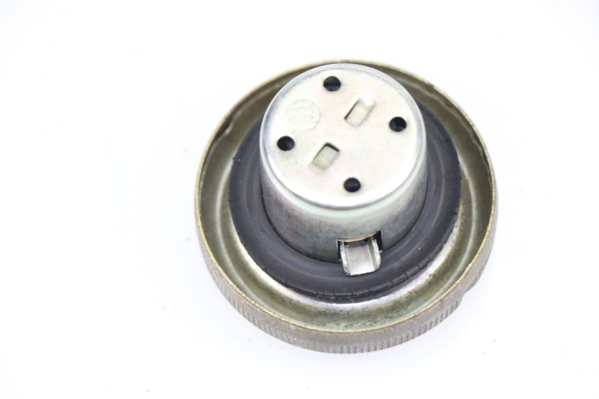 photo de FUEL TANK CAP SYM FIDDLE 2 S 125 (2012 - 2014)
