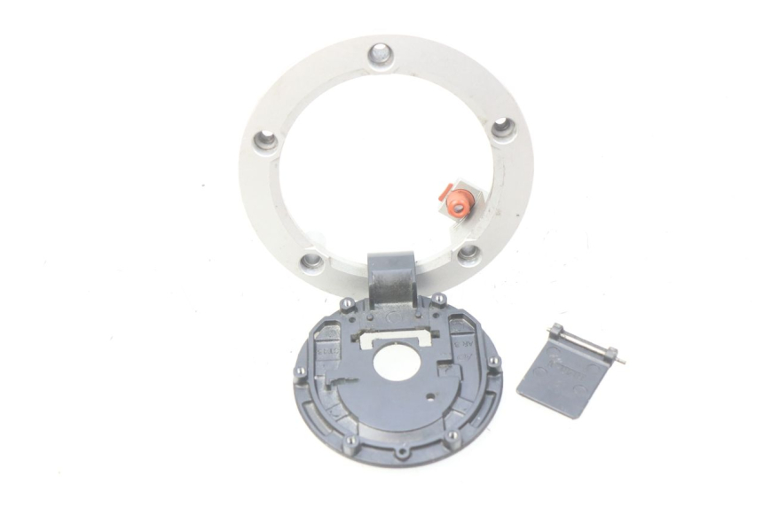 photo de FUEL TANK CAP SUZUKI GSX-R GSXR 750 (2011 - 2016)