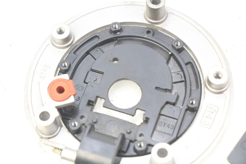 photo de FUEL TANK CAP SUZUKI GSX-R GSXR 750 (2011 - 2016)