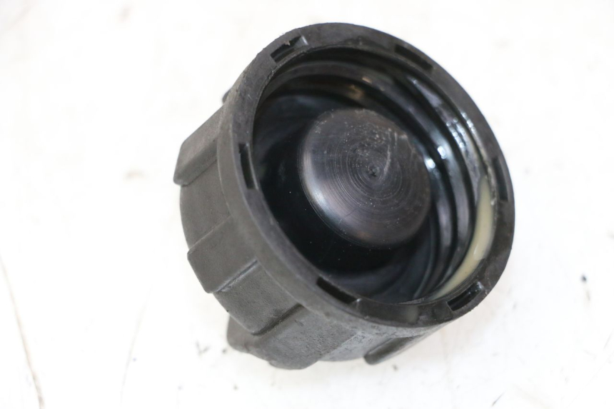 photo de FUEL TANK CAP DAELIM HISTORY 125 (2001 - 2002)