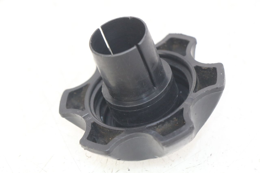 photo de FUEL TANK CAP HONDA CR 80 (2001 - 2003)