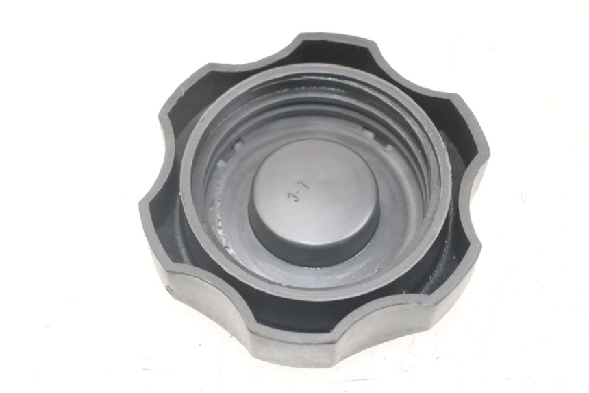 photo de FUEL TANK CAP HYTRACK ST 170 (2020 - 2024)