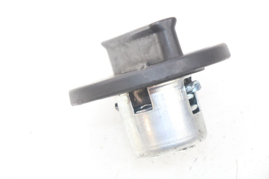 photo de FUEL TANK CAP JM MOTORS F45i 4T 50 (2020 - 2023)