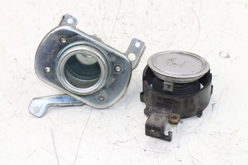 photo de FUEL TANK CAP KYMCO GRAND DINK 125 (2008 - 2014)