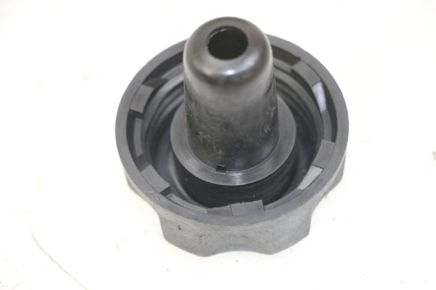 photo de FUEL TANK CAP MBK BOOSTER SPIRIT NAKED 50 (2004 - 2017)