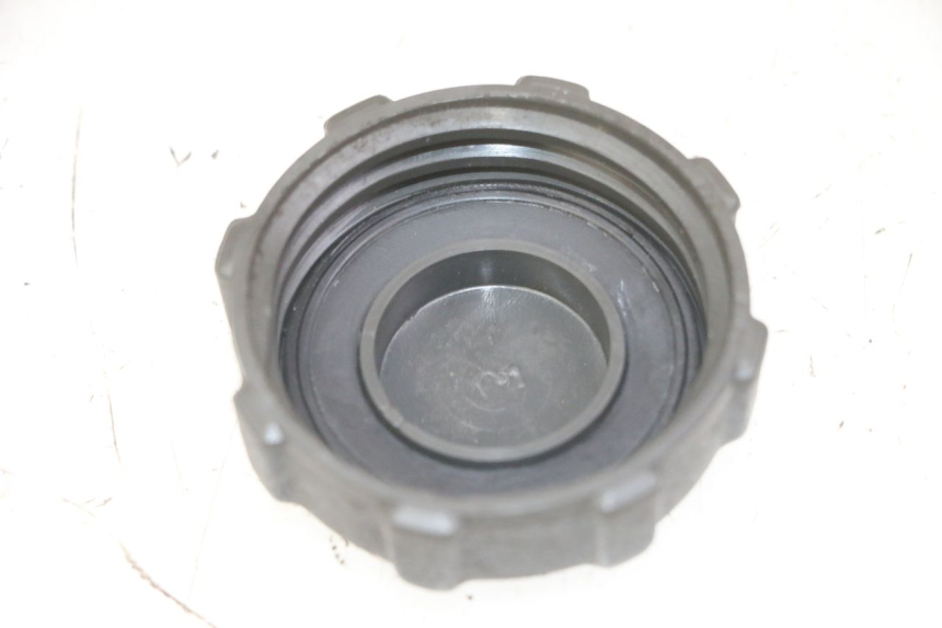 photo de FUEL TANK CAP PIAGGIO MP3 LT 300 (2010 - 2016)