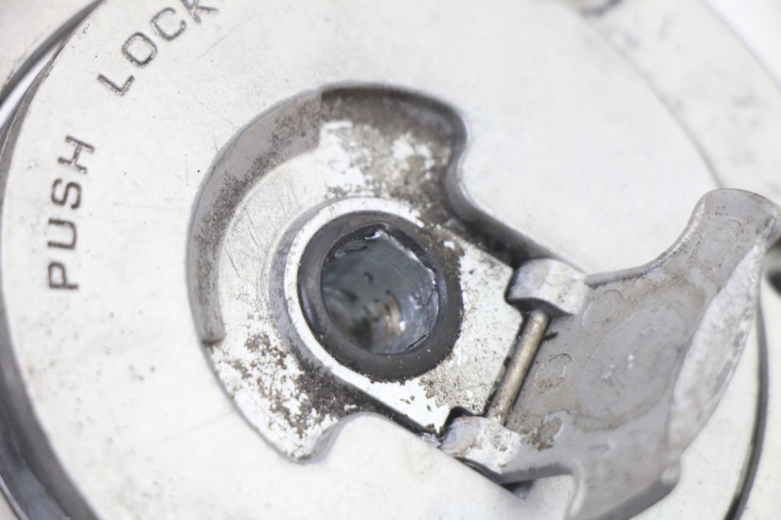 photo de FUEL TANK CAP HONDA NTV DEAUVILLE ABS 700 (2007 - 2016)