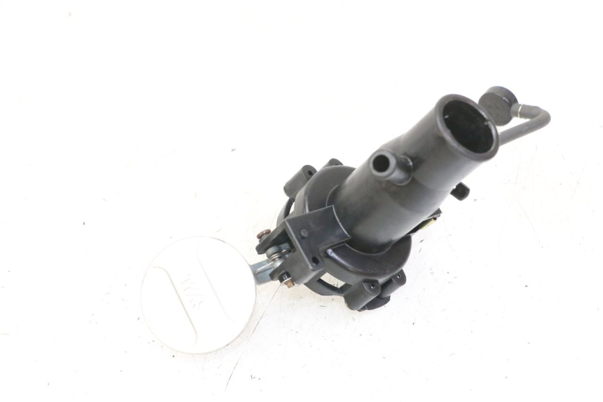 photo de FUEL TANK CAP SYM ORBIT III 3 4T 50 (2018 - 2021) - Alternative perspective