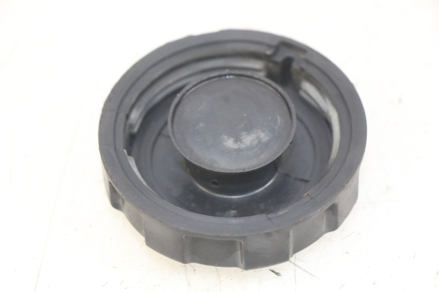 photo de FUEL TANK CAP PEUGEOT KISBEE 2T 50 (2010 - 2017)