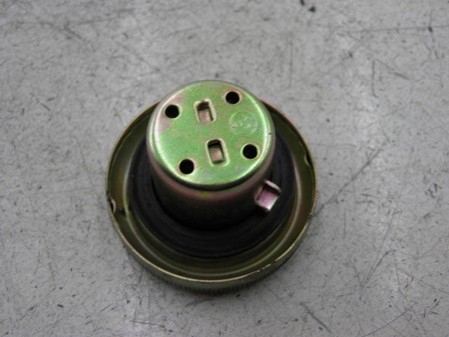 photo de FUEL TANK CAP PEUGEOT TWEET 4T 50 (2010 - 2014)